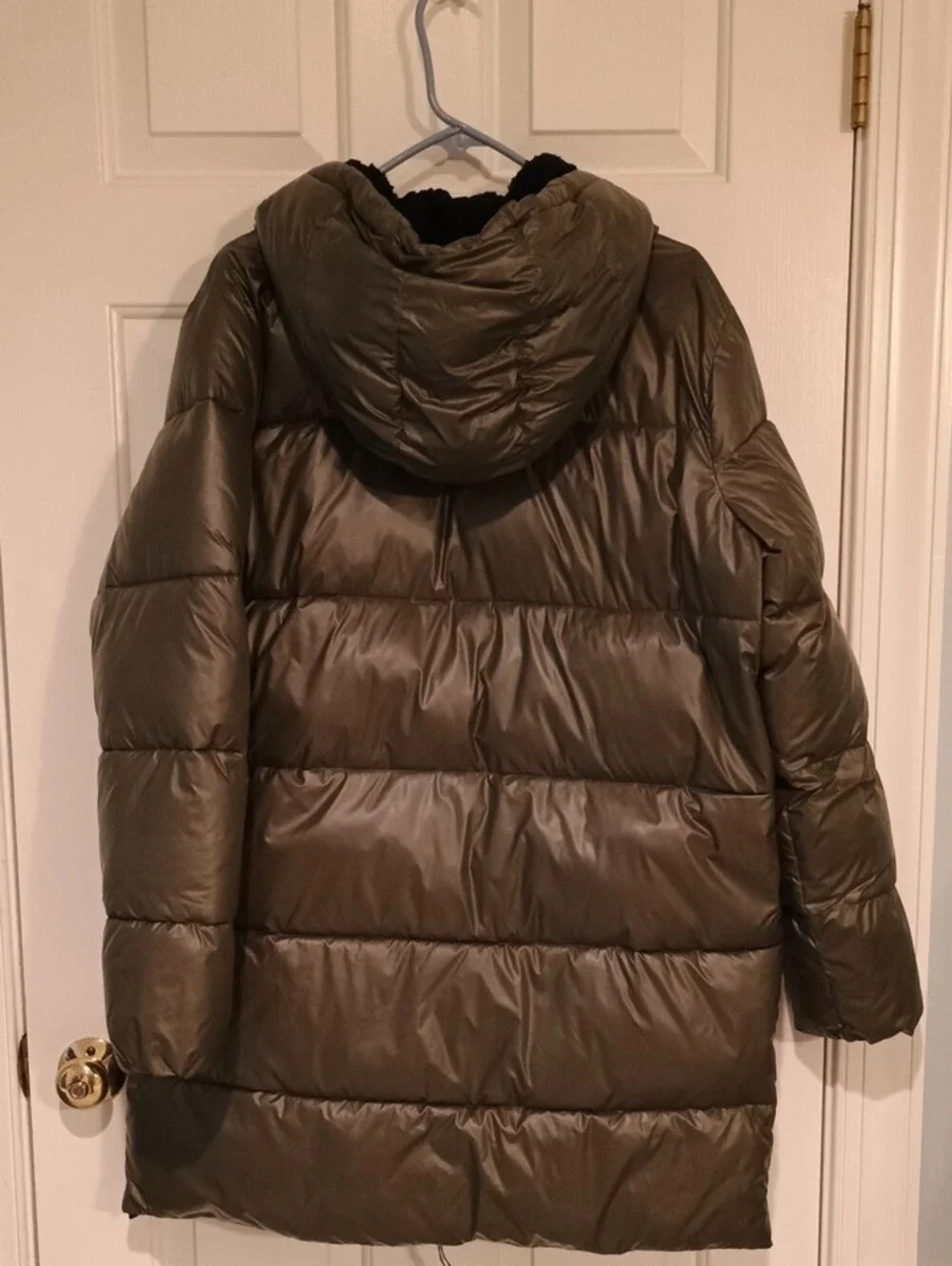 Hunter Olive Quilted Hooded Puffer Coat - Picture 3 of 4